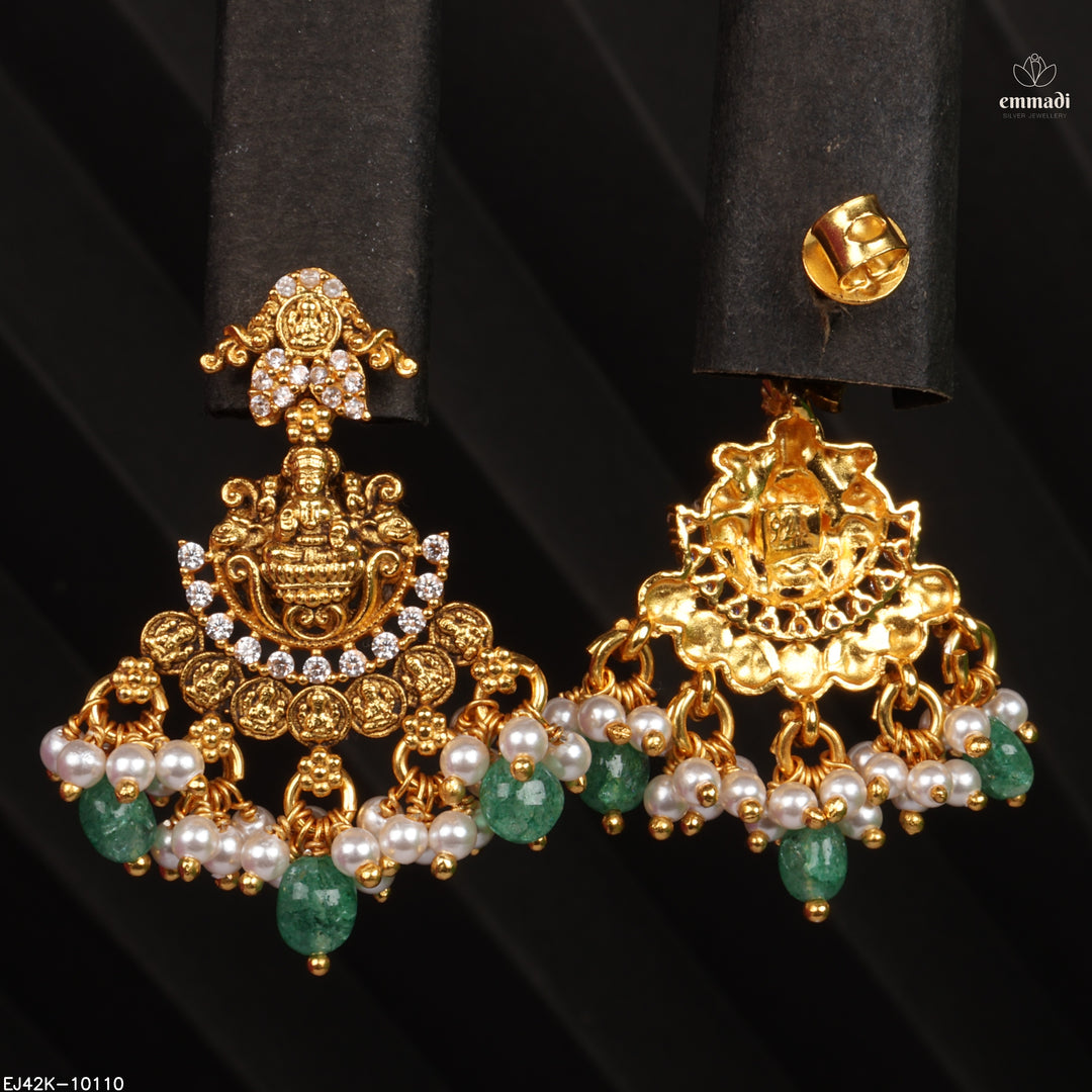 Hangings Antique