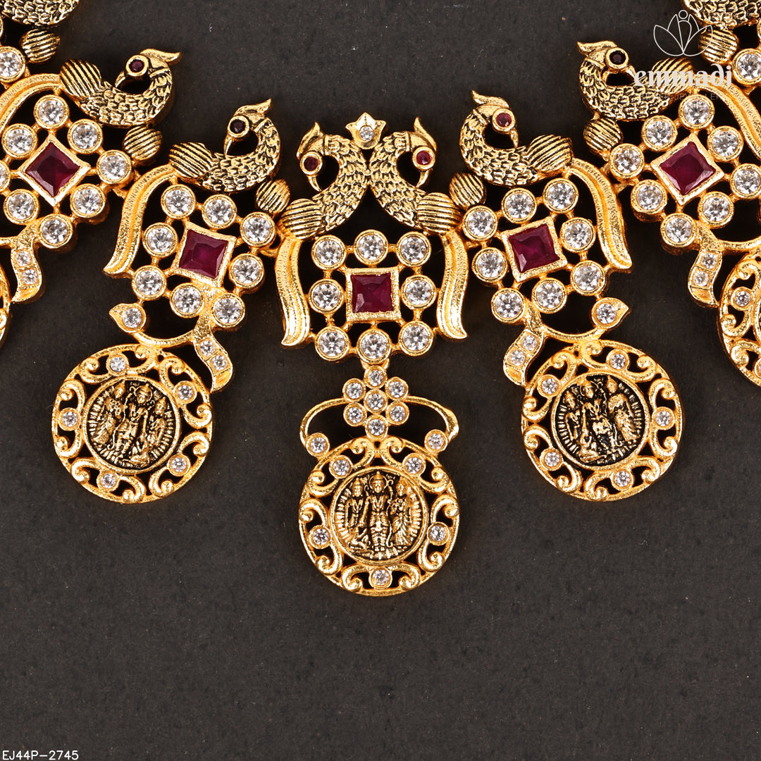 Short Necklace Antique