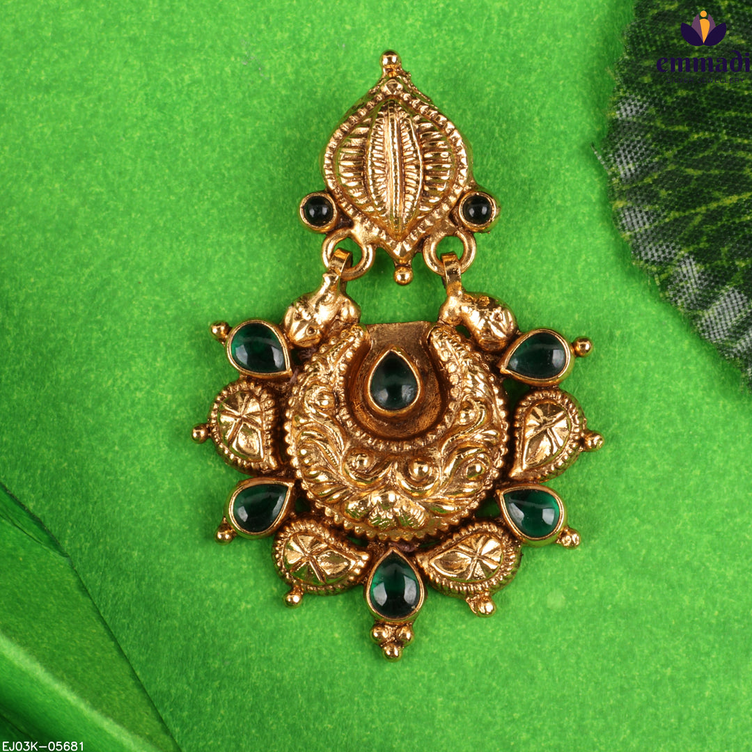 Hangings Kundan Nakshi