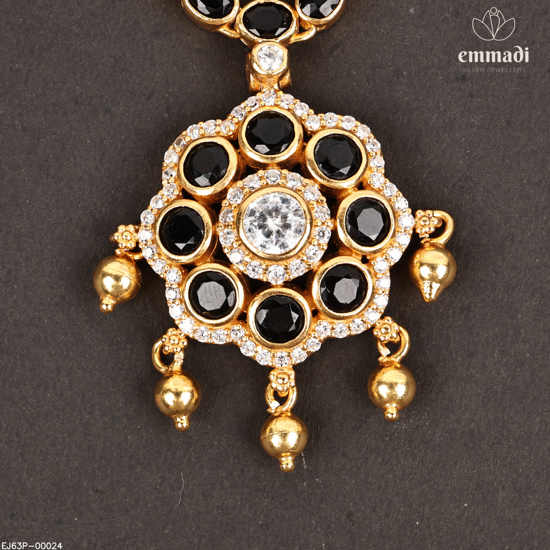 Short Necklace Antique