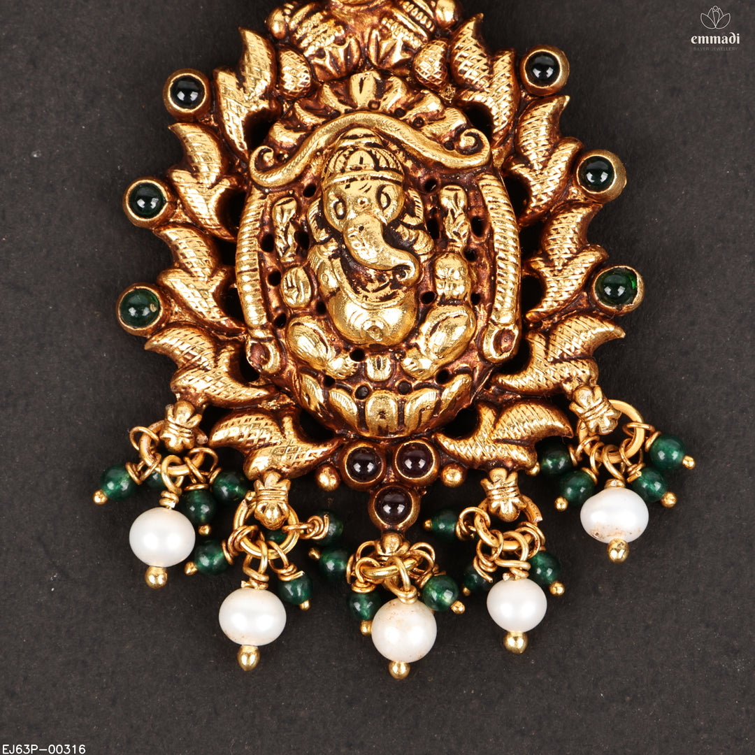 Short Necklace Antique