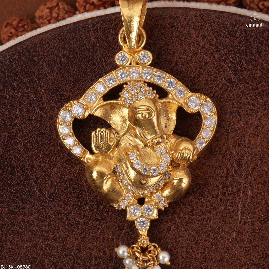 Pendant Antique