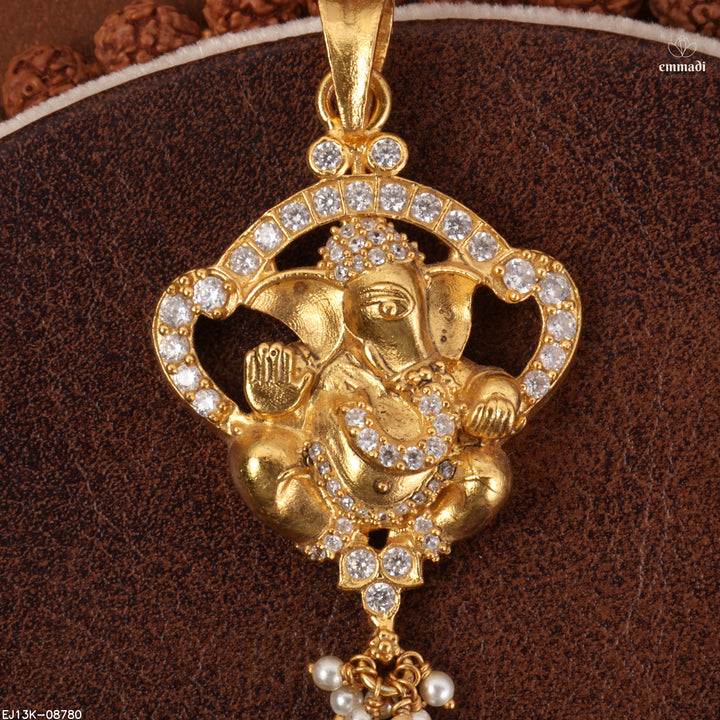 Pendant Antique
