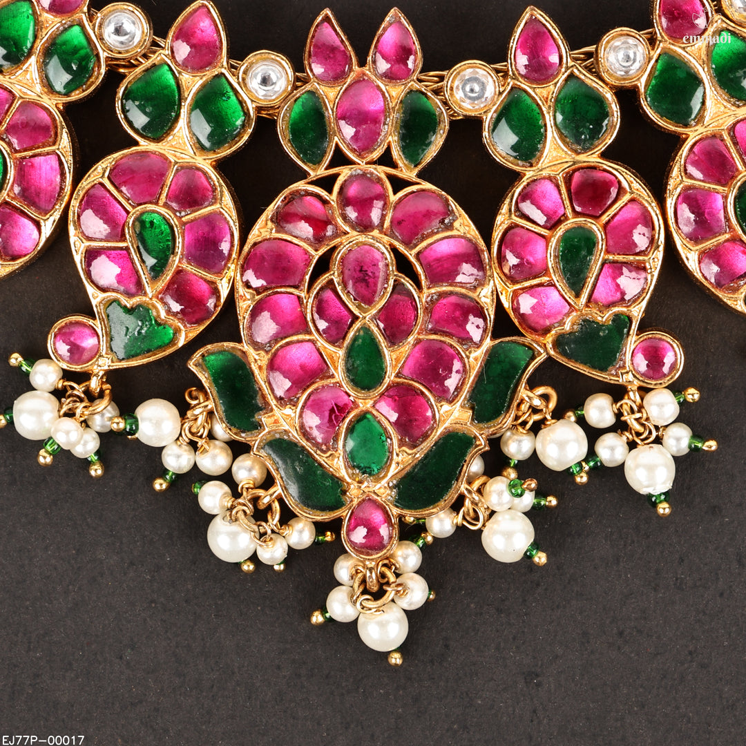 Short Necklace Kundan