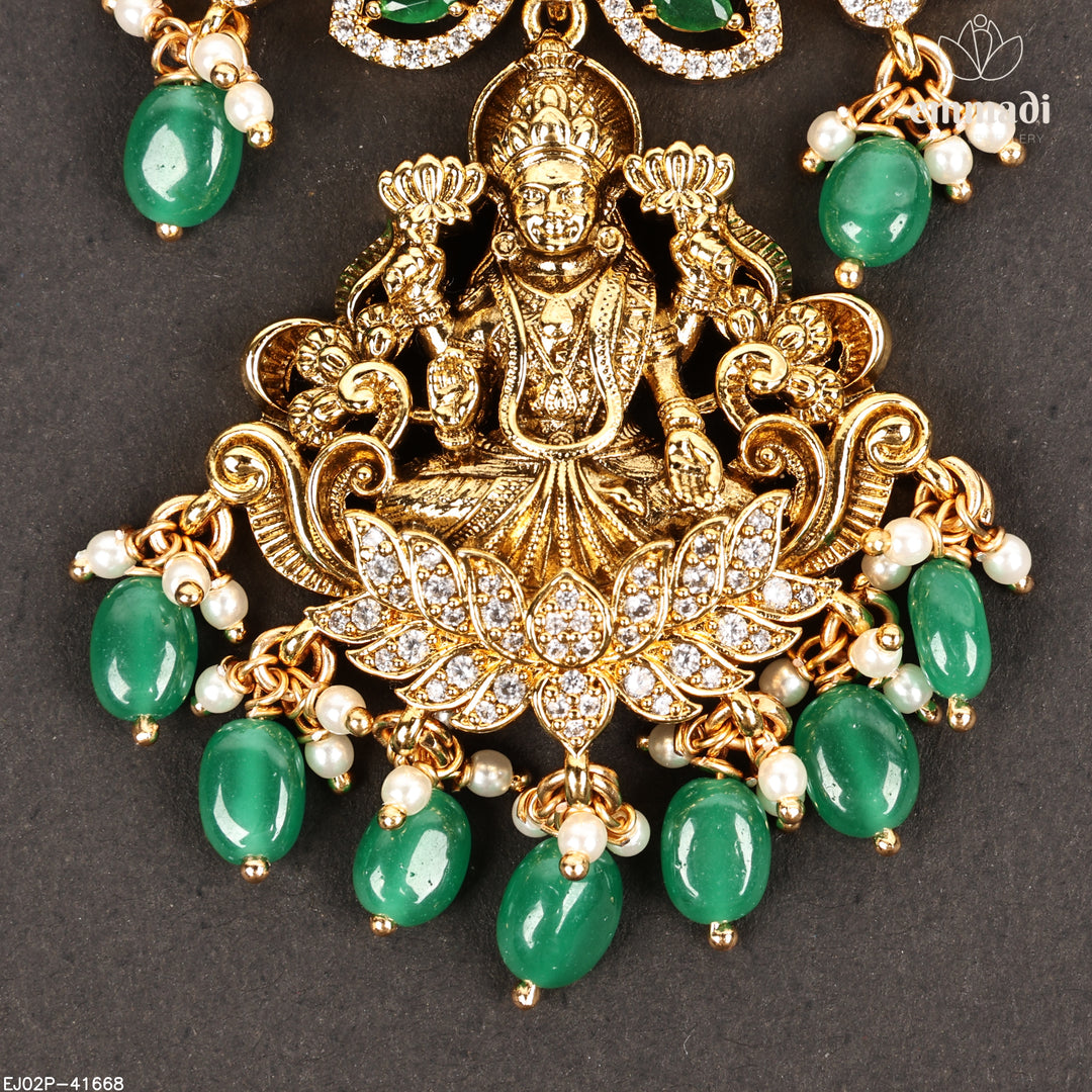 Short Necklace Antique