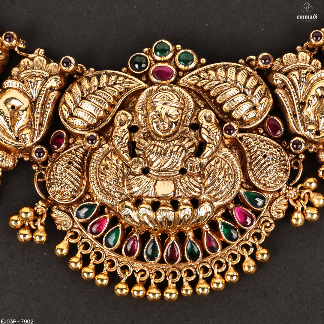 Short Necklace Antique