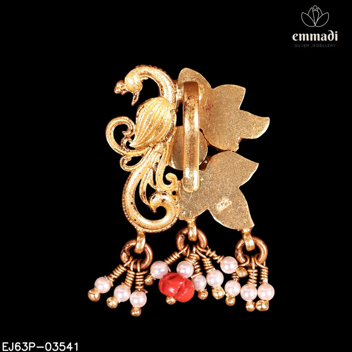 Pendant Kundan Nakshi