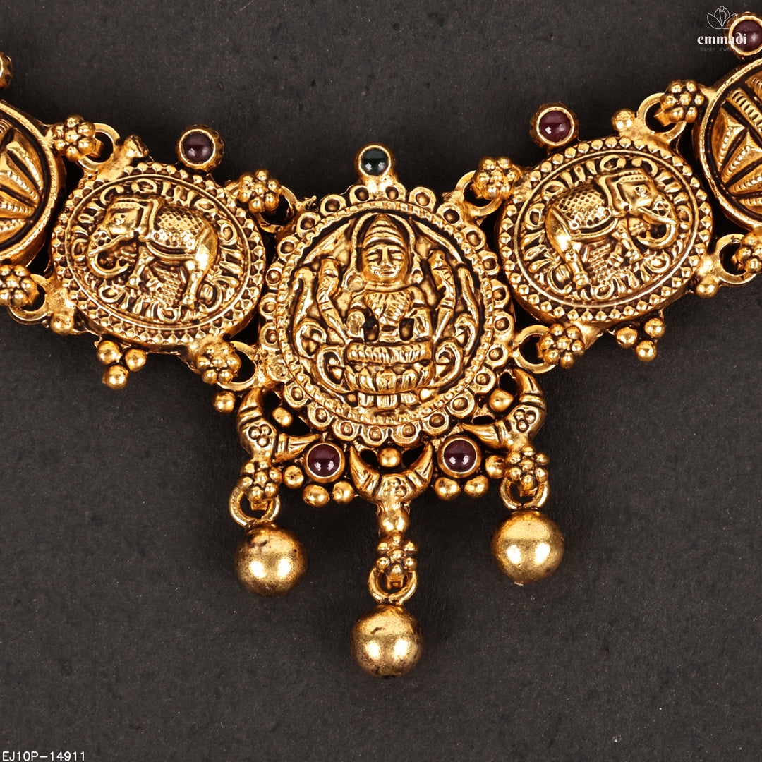 Short Necklace Antique