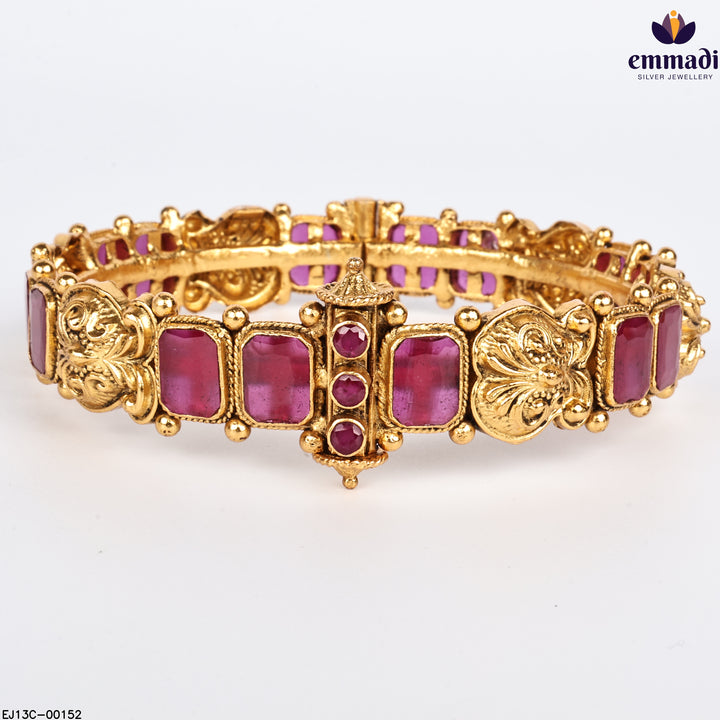Bangles Nakshi
