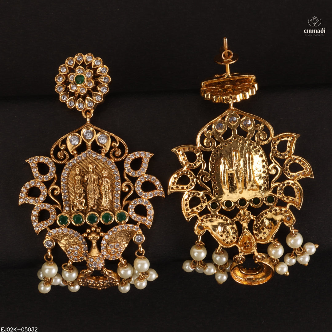 Hangings Antique
