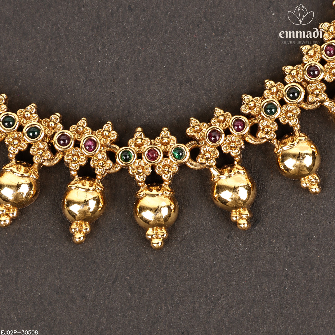 Short Necklace Antique