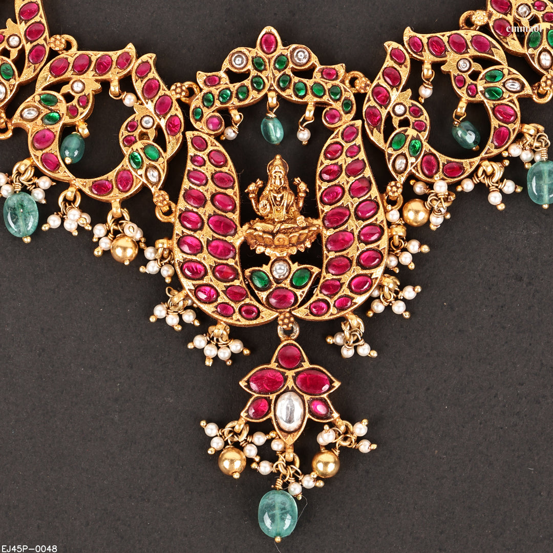 Short Necklace Kundan