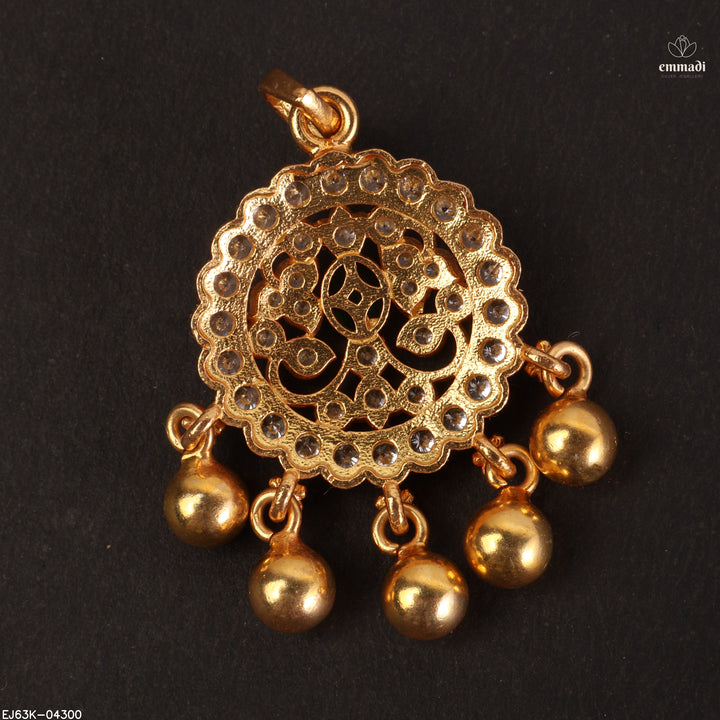 Pendant Antique