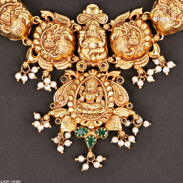 Short Necklace Antique