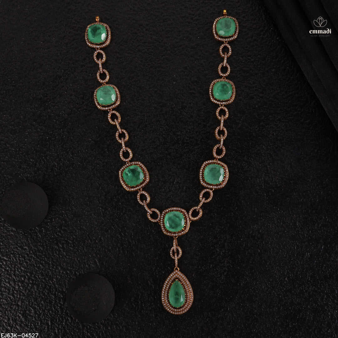Short Necklace Victorian