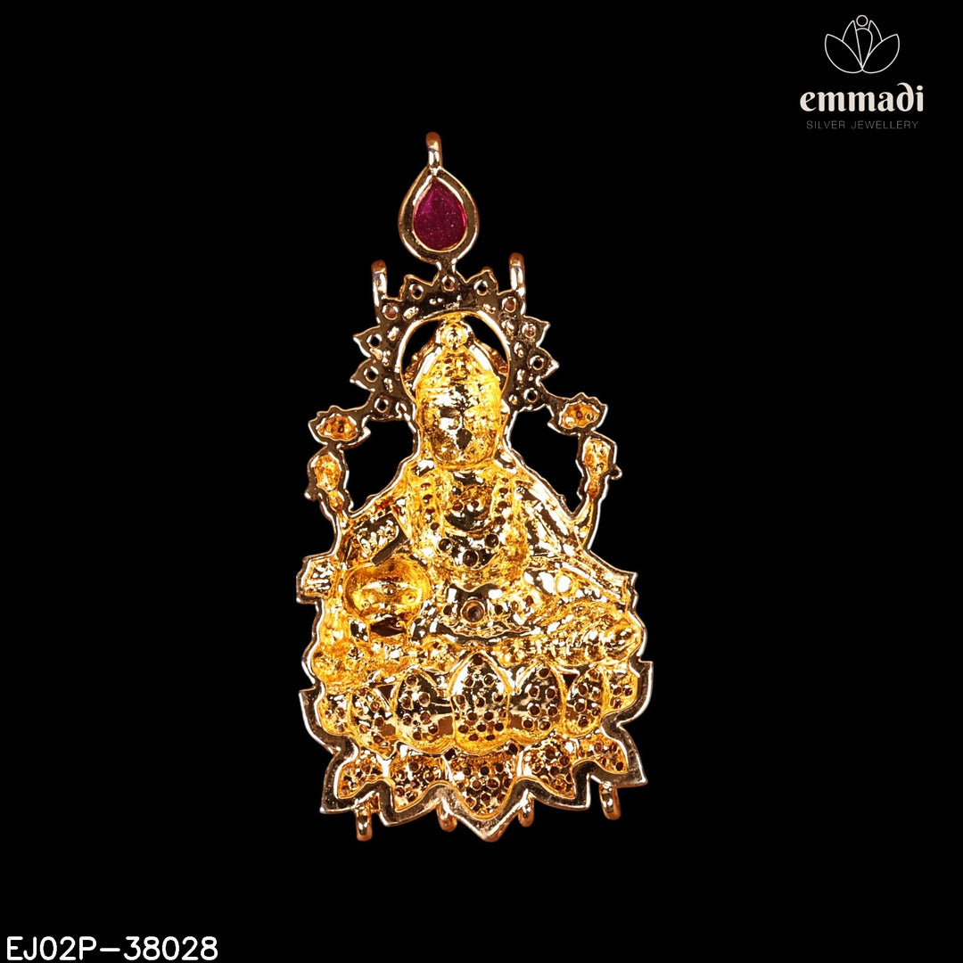 Pendant Brouch Antique