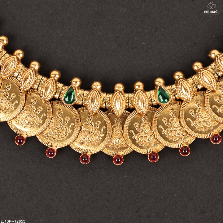 Short Necklace Antique