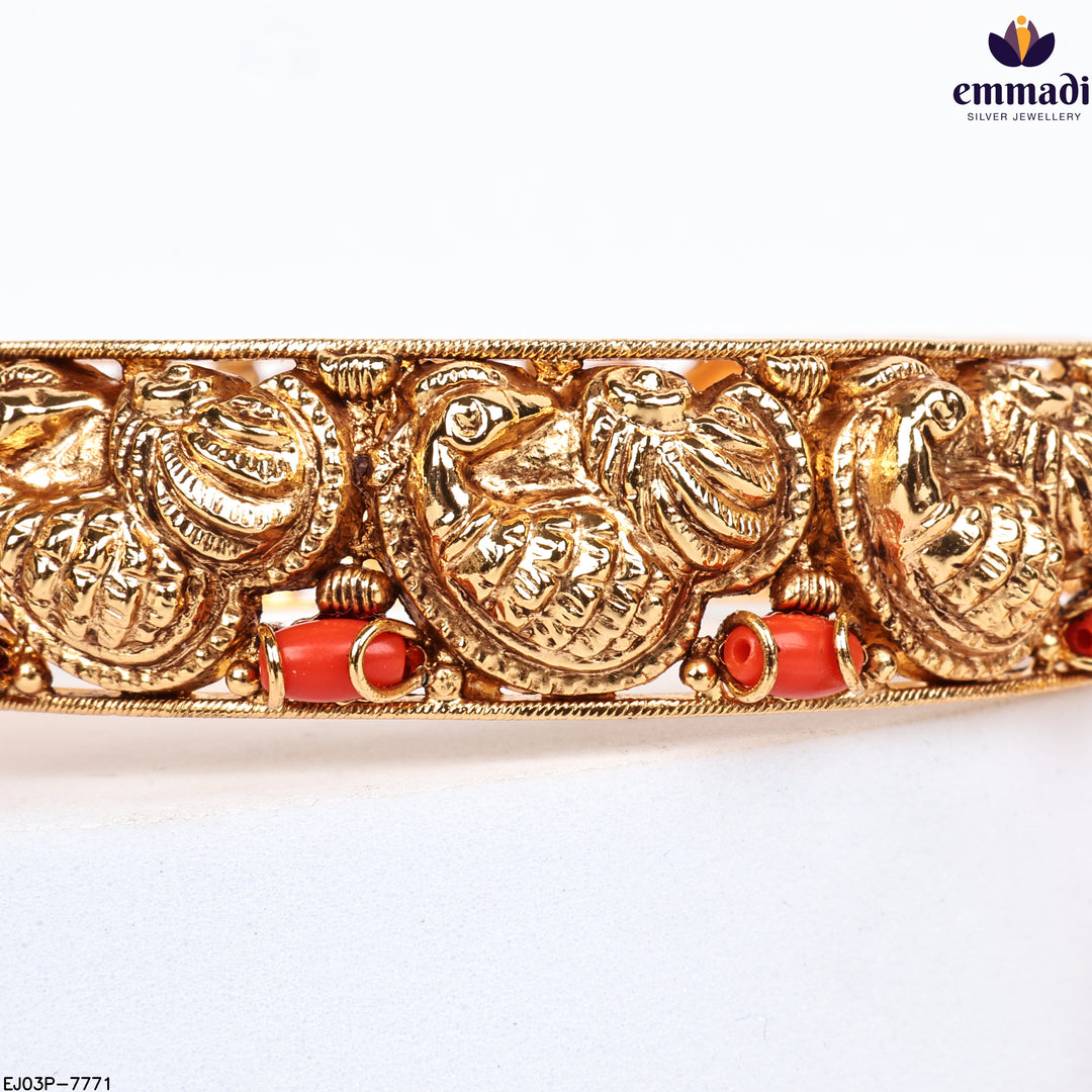 Bangles Kundan Nakshi