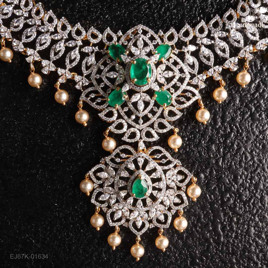 Short Necklace Premium Cz