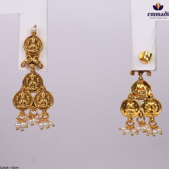 Hangings Antique
