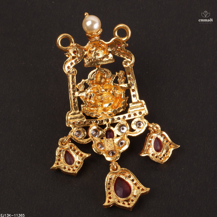 Pendant Antique