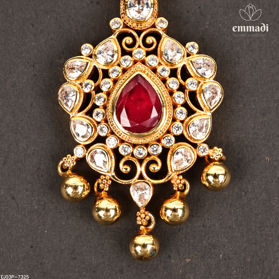 Short Necklace Antique