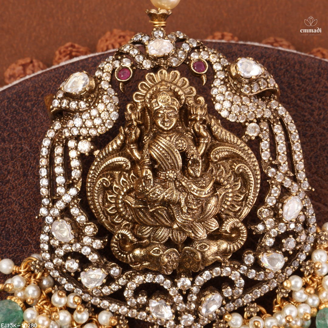 Pendant Antique