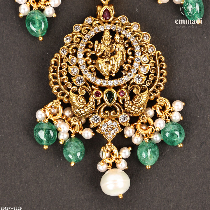 Short Necklace Antique