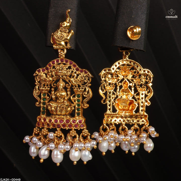 Hangings Antique