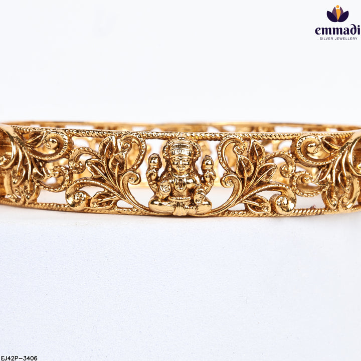 Bangles Nakshi