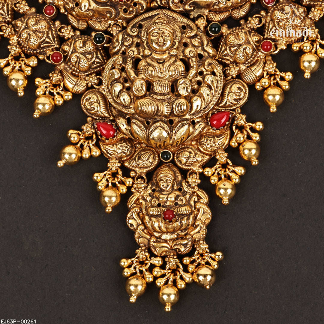 Short Necklace Antique