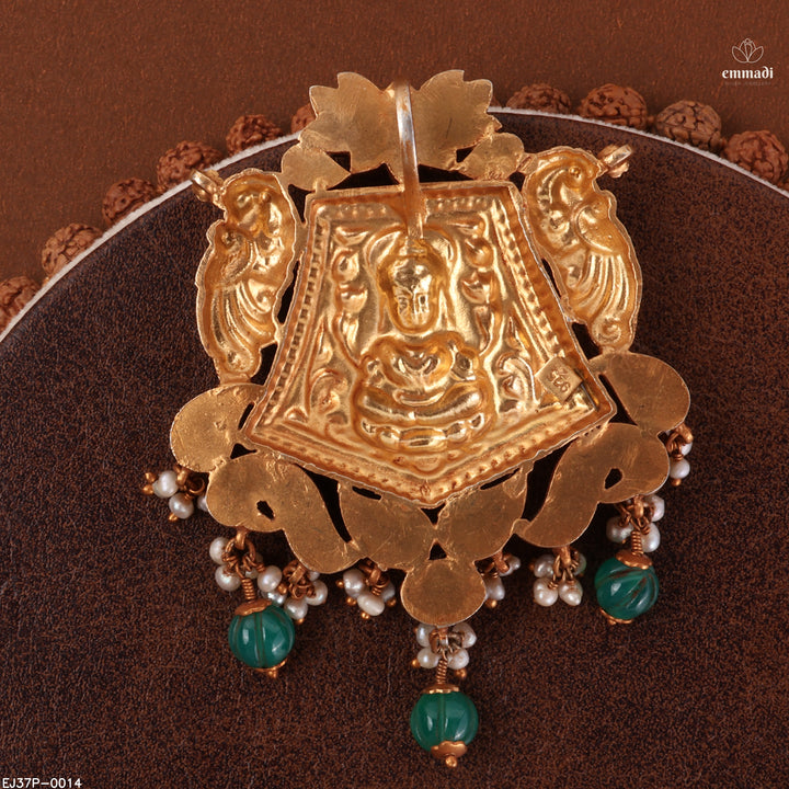 Pendant Kundan Nakshi
