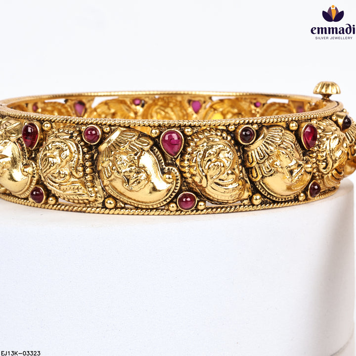 Bangles Nakshi