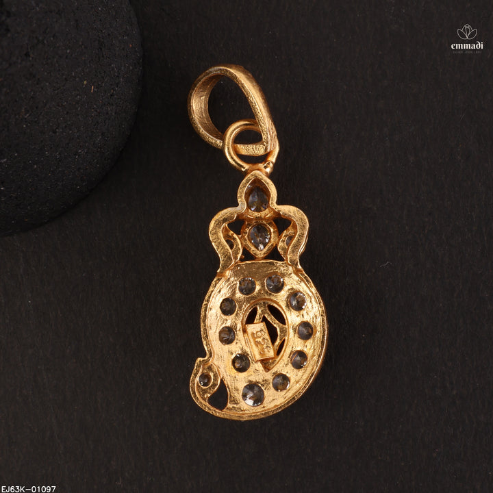 Pendant Antique