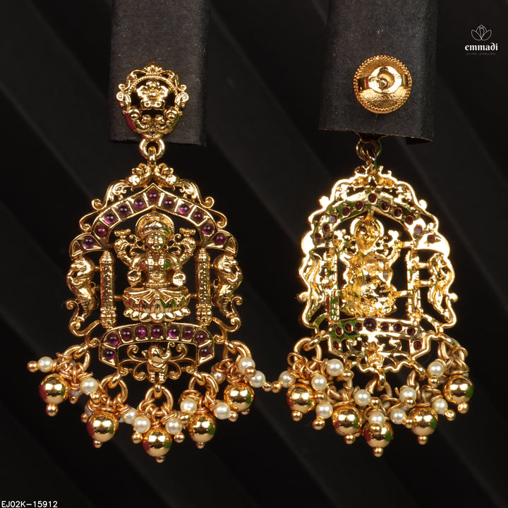 Hangings Antique