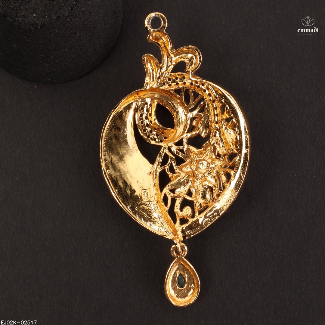Pendant Antique