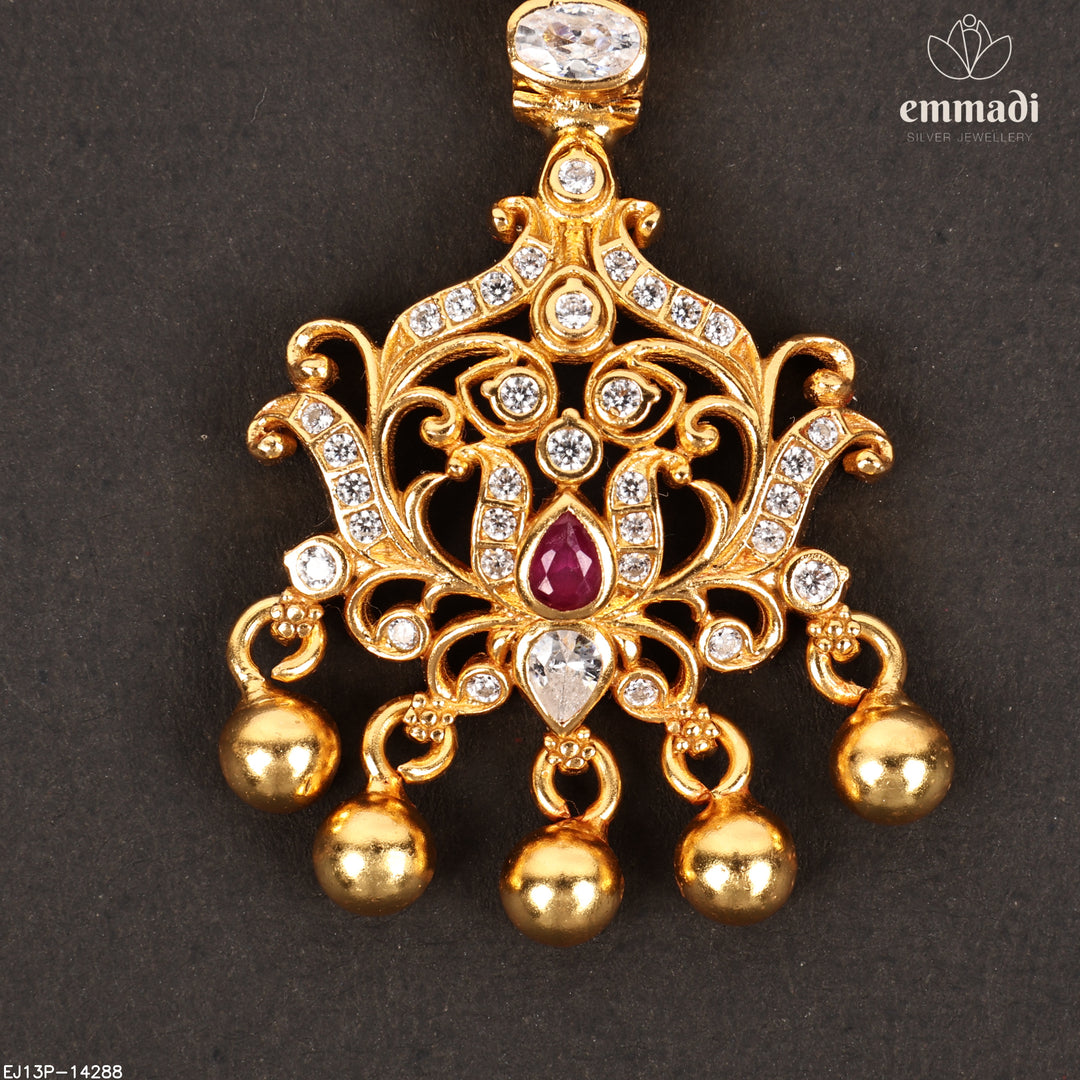 Short Necklace Antique