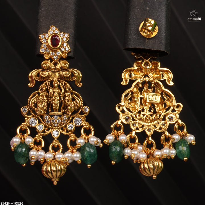 Hangings Antique