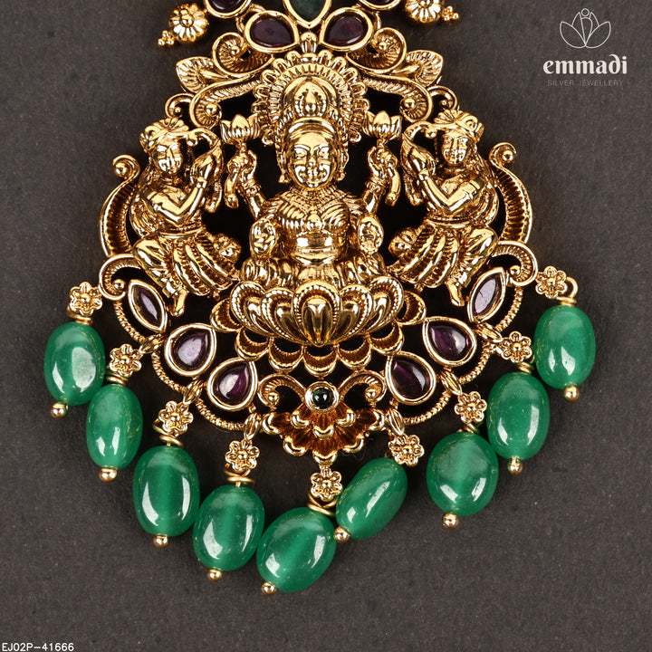 Short Necklace Antique