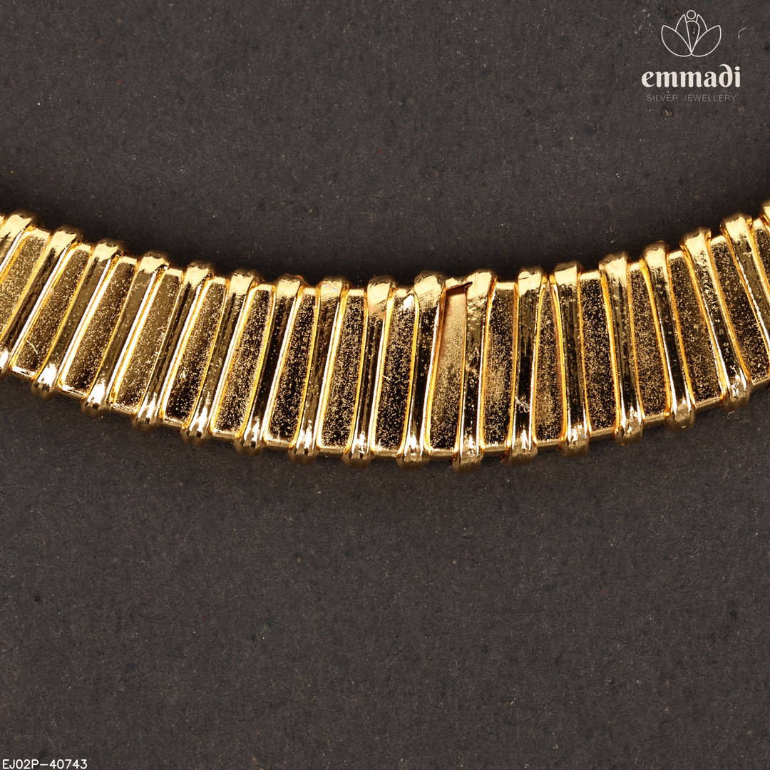 Short Necklace Antique