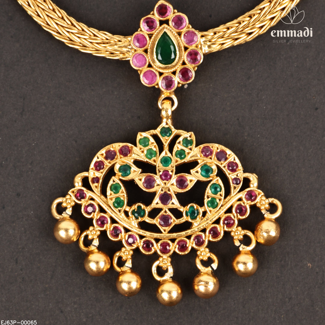 Short Necklace Antique