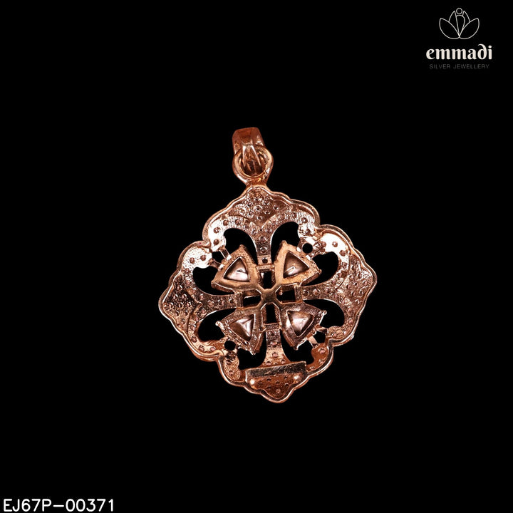Pendant Moissanite
