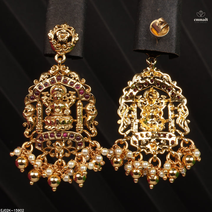 Hangings Antique