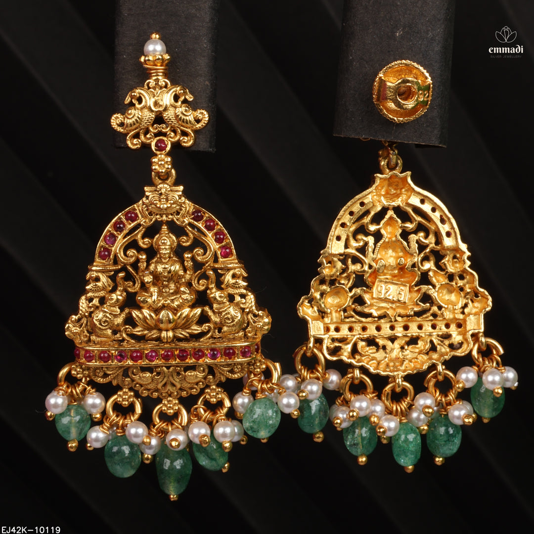 Hangings Antique