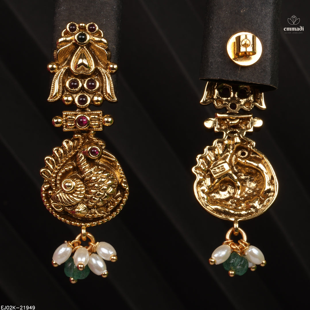 Hangings Antique