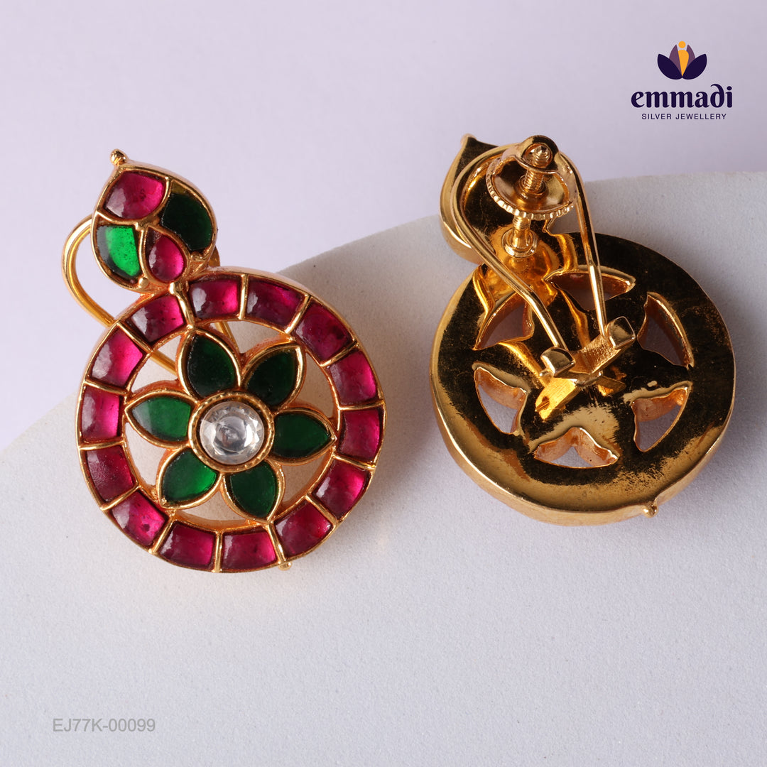 Hangings Kundan