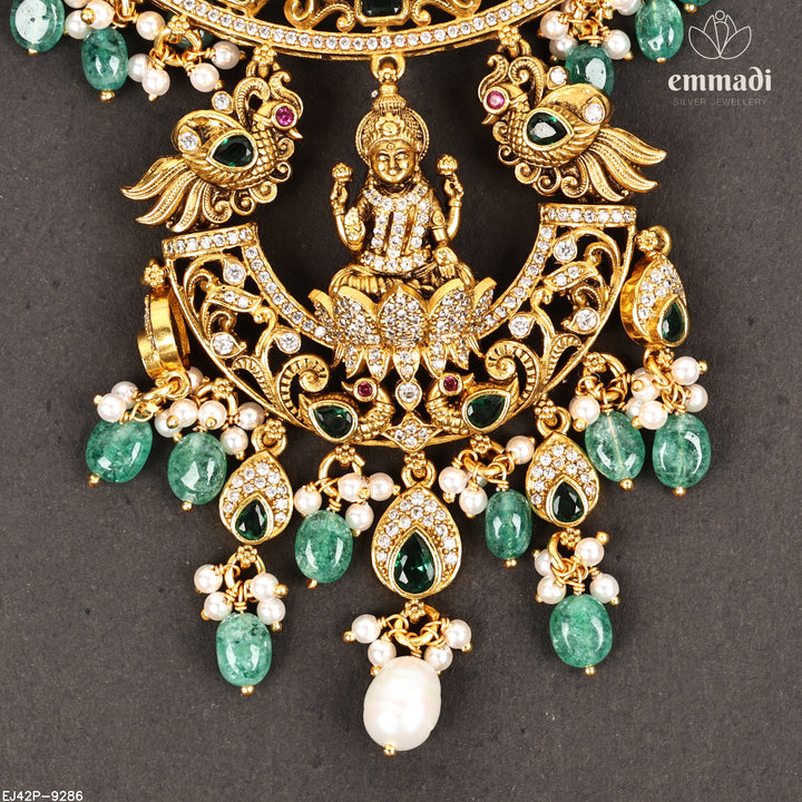 Short Necklace Antique