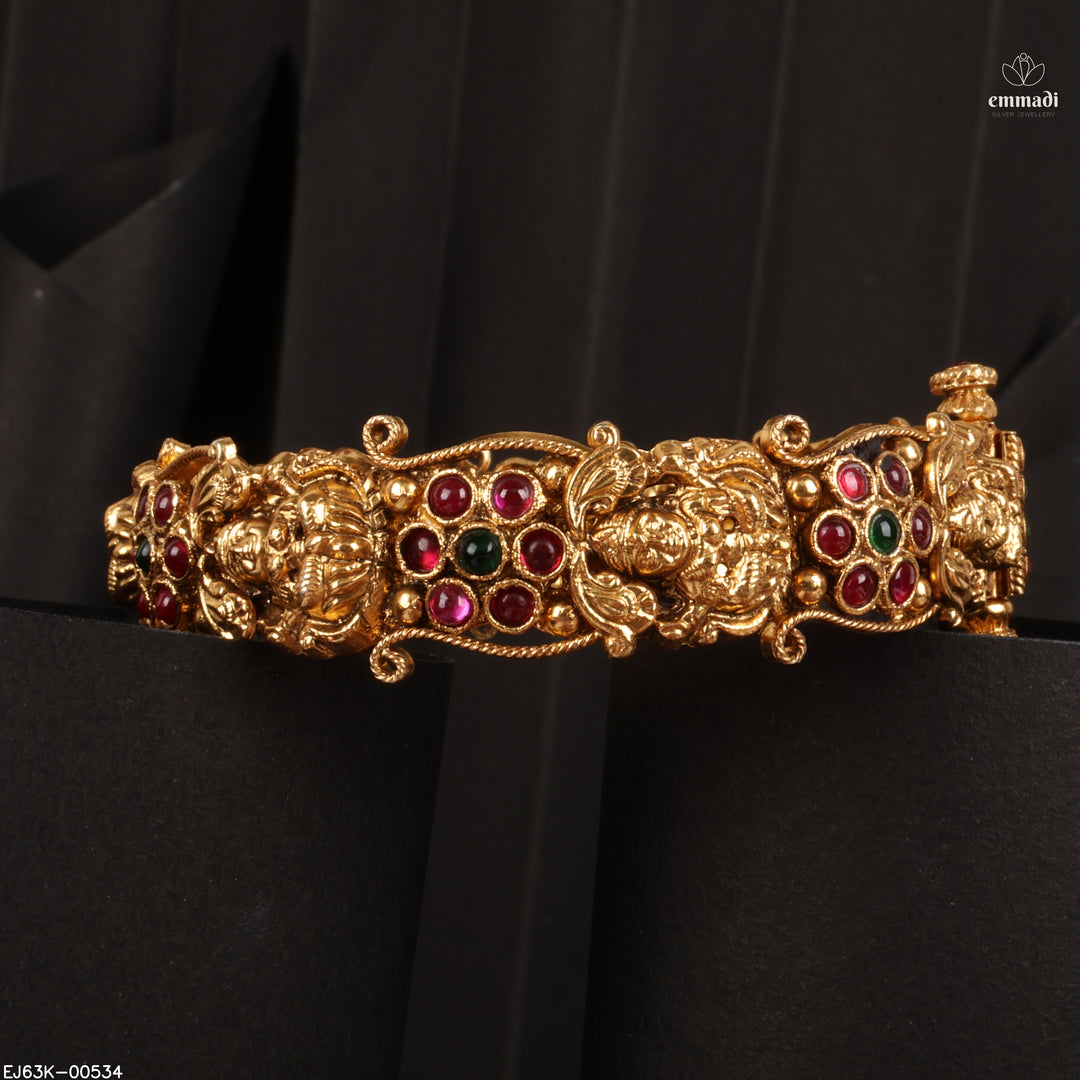 Bangles Kundan Nakshi
