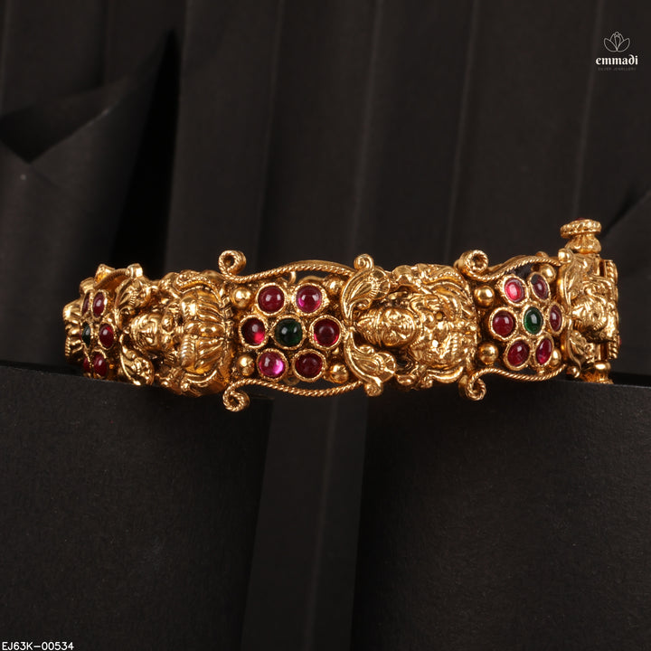Bangles Kundan Nakshi