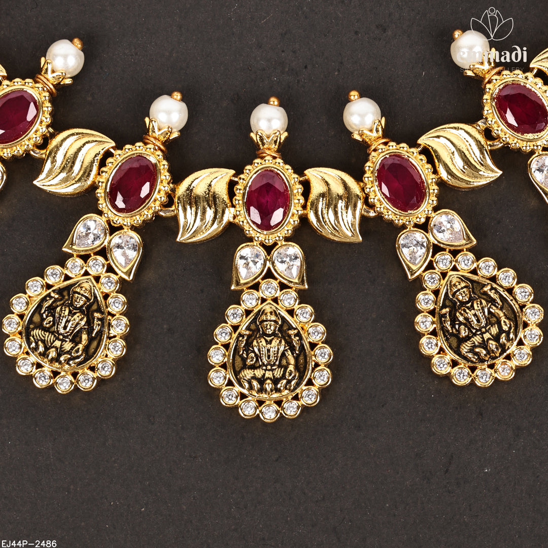Short Necklace Antique